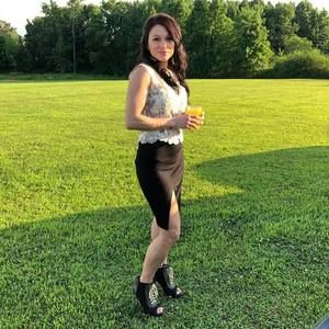 Meet your Posher, Joni